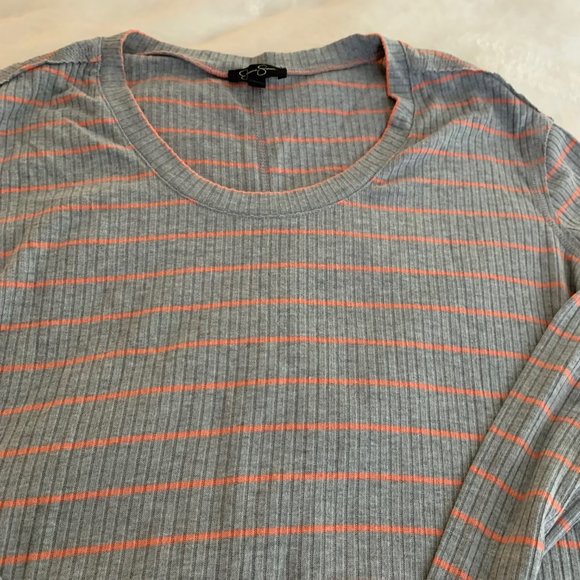 Two Sweaters - Rachel Rachel Roy and Jessica Simpson Gray Sweaters Size M - Picture 4 of 16